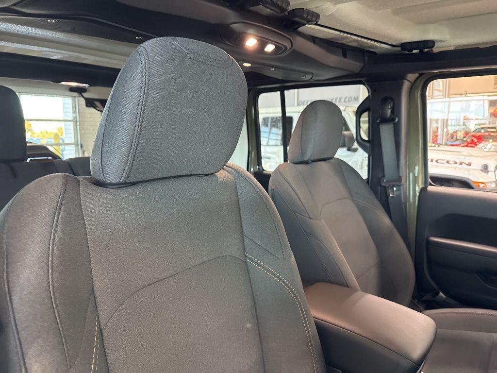 new 2026 Jeep Wrangler car, priced at $51,899