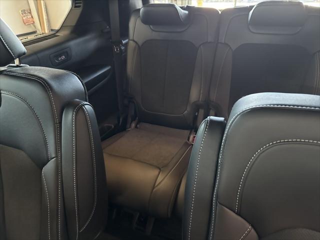 new 2025 Jeep Grand Cherokee L car, priced at $42,035