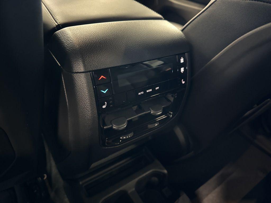 new 2025 Jeep Grand Cherokee L car, priced at $46,702