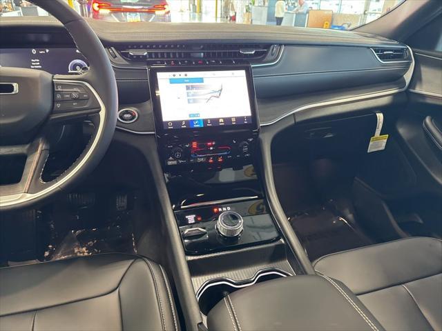 new 2025 Jeep Grand Cherokee L car, priced at $47,952