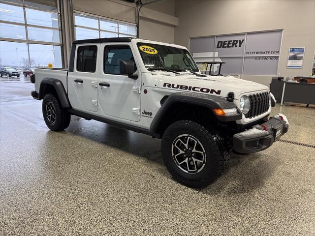 new 2025 Jeep Gladiator car, priced at $53,162