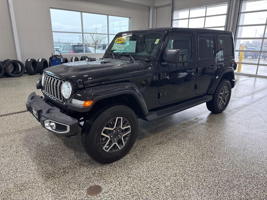 new 2025 Jeep Wrangler car, priced at $52,074