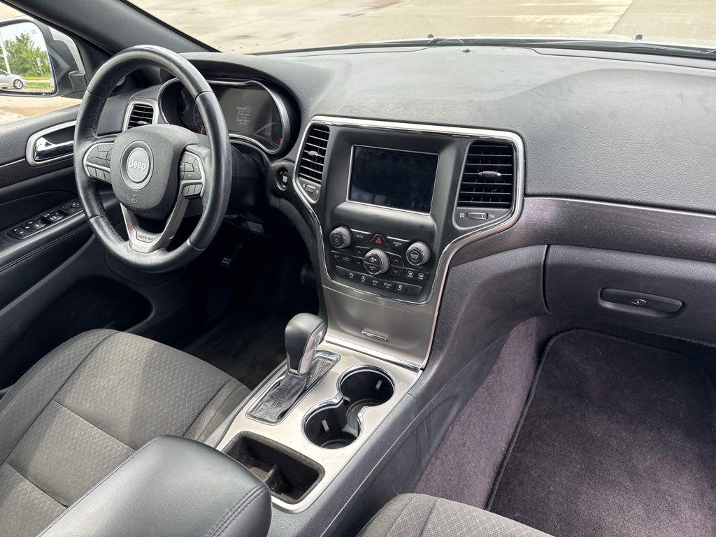 used 2018 Jeep Grand Cherokee car, priced at $13,912