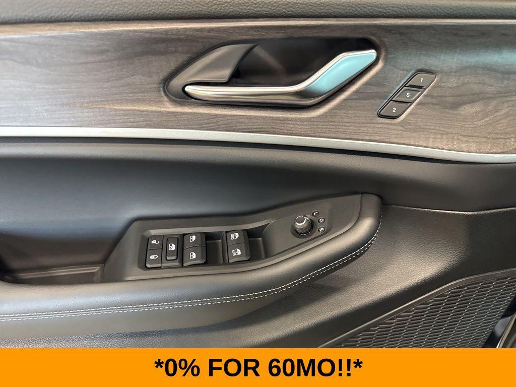 new 2025 Jeep Grand Cherokee L car, priced at $48,799