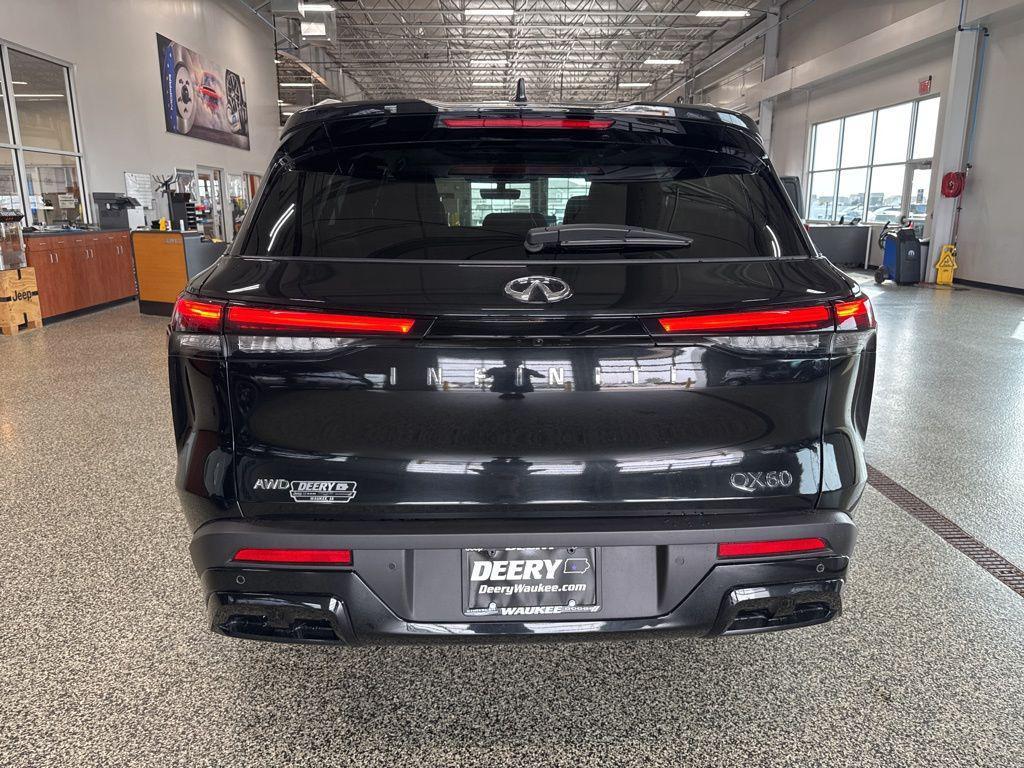 used 2025 INFINITI QX60 car, priced at $37,970