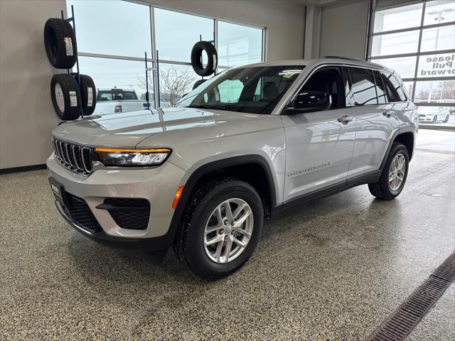 new 2025 Jeep Grand Cherokee car, priced at $37,080