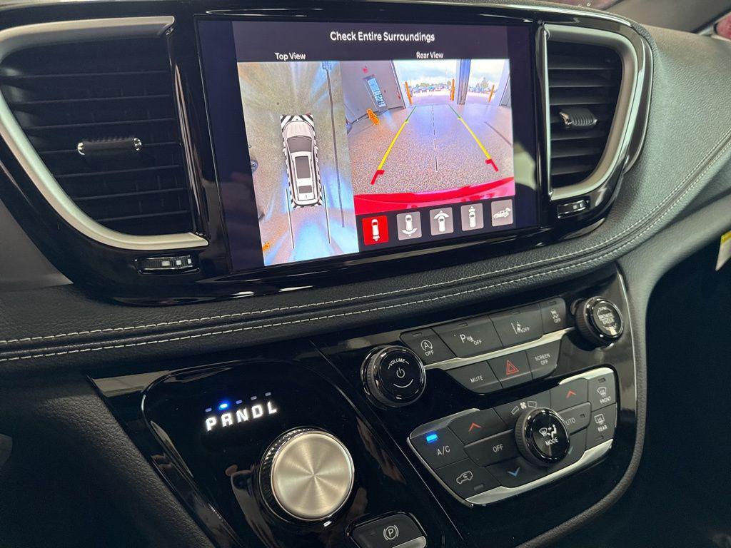 new 2026 Chrysler Pacifica car, priced at $43,687