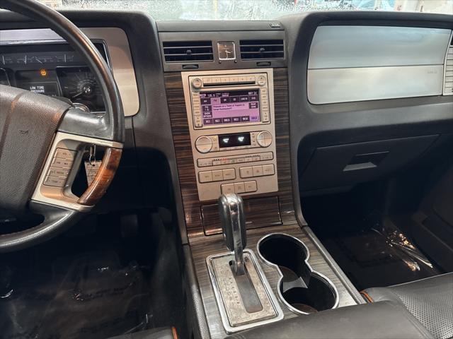 used 2008 Lincoln Navigator car, priced at $5,900