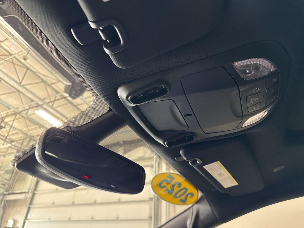 new 2025 Chrysler Pacifica car, priced at $47,558