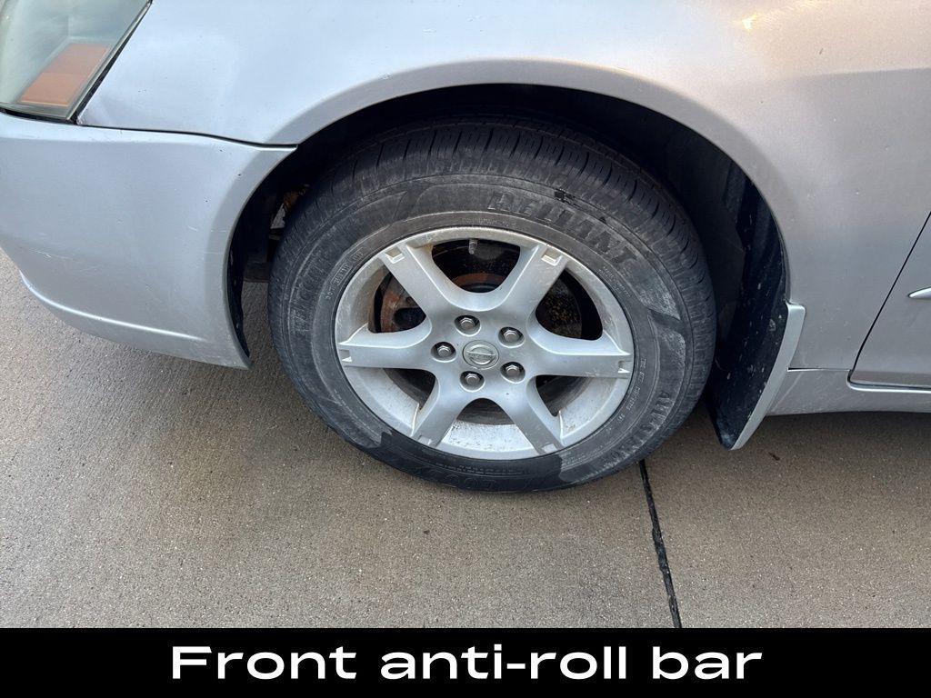 used 2006 Nissan Altima car, priced at $2,500