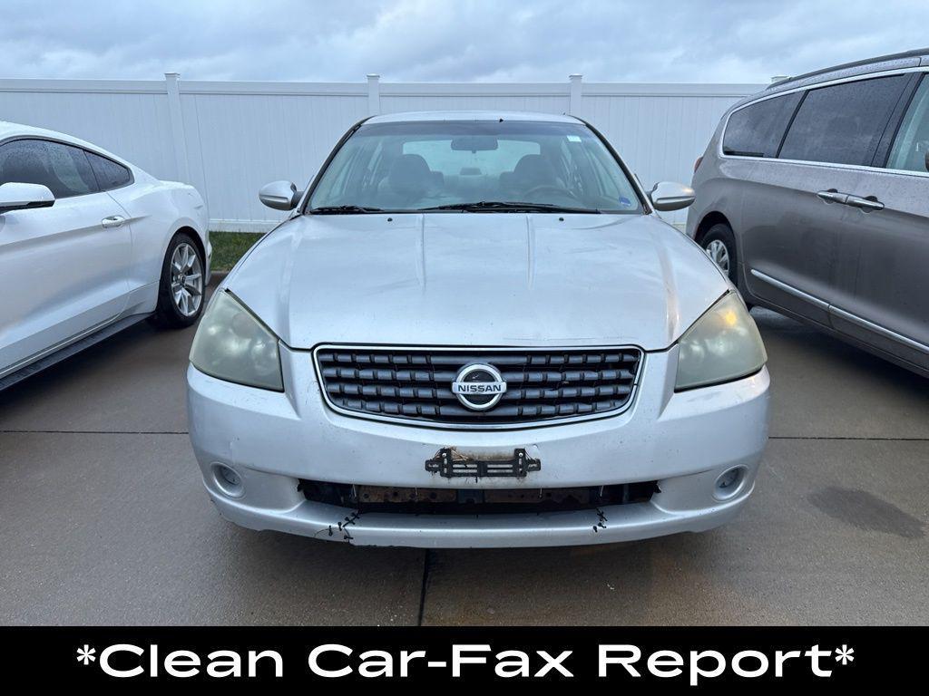 used 2006 Nissan Altima car, priced at $2,500