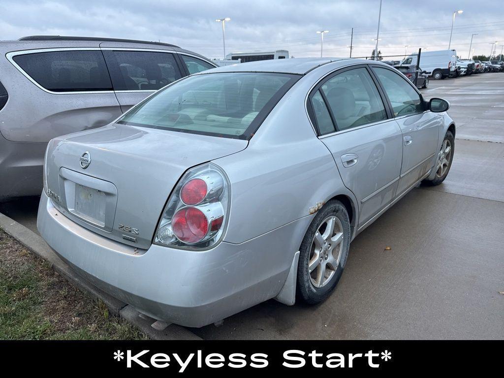 used 2006 Nissan Altima car, priced at $2,500