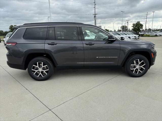 new 2024 Jeep Grand Cherokee L car, priced at $53,843