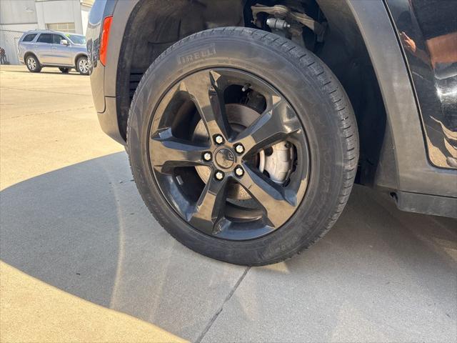 used 2023 Jeep Grand Cherokee car, priced at $35,587