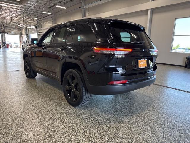 used 2023 Jeep Grand Cherokee car, priced at $33,947
