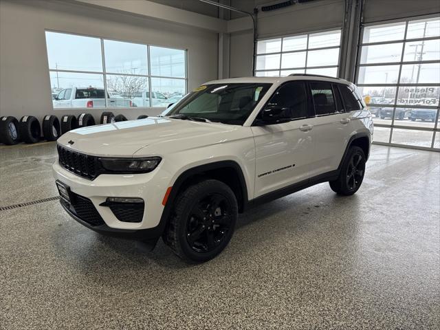 new 2025 Jeep Grand Cherokee car, priced at $44,220