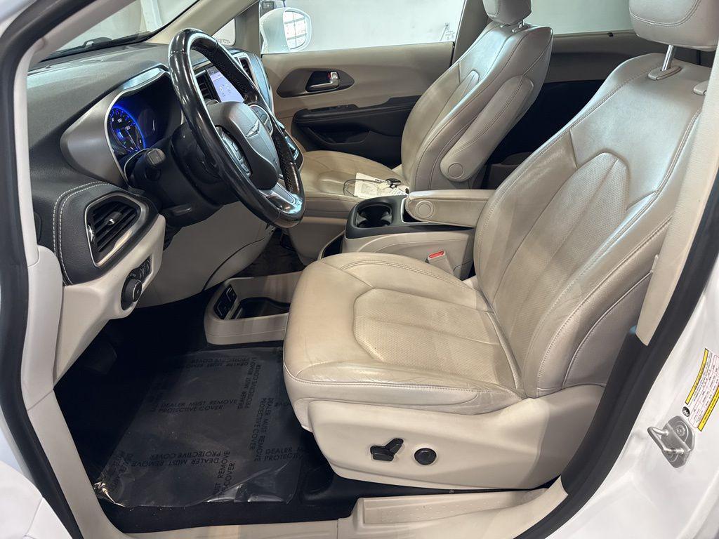 used 2021 Chrysler Pacifica car, priced at $19,500