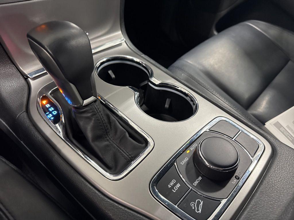 used 2018 Jeep Grand Cherokee car, priced at $15,539