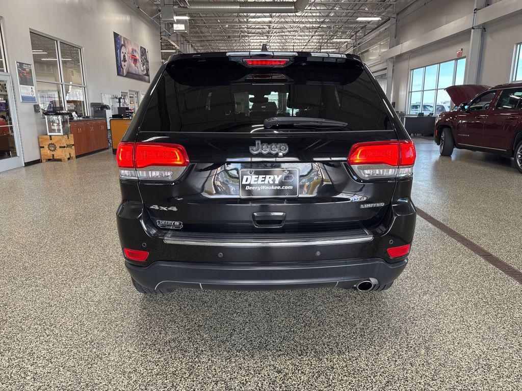 used 2018 Jeep Grand Cherokee car, priced at $15,539