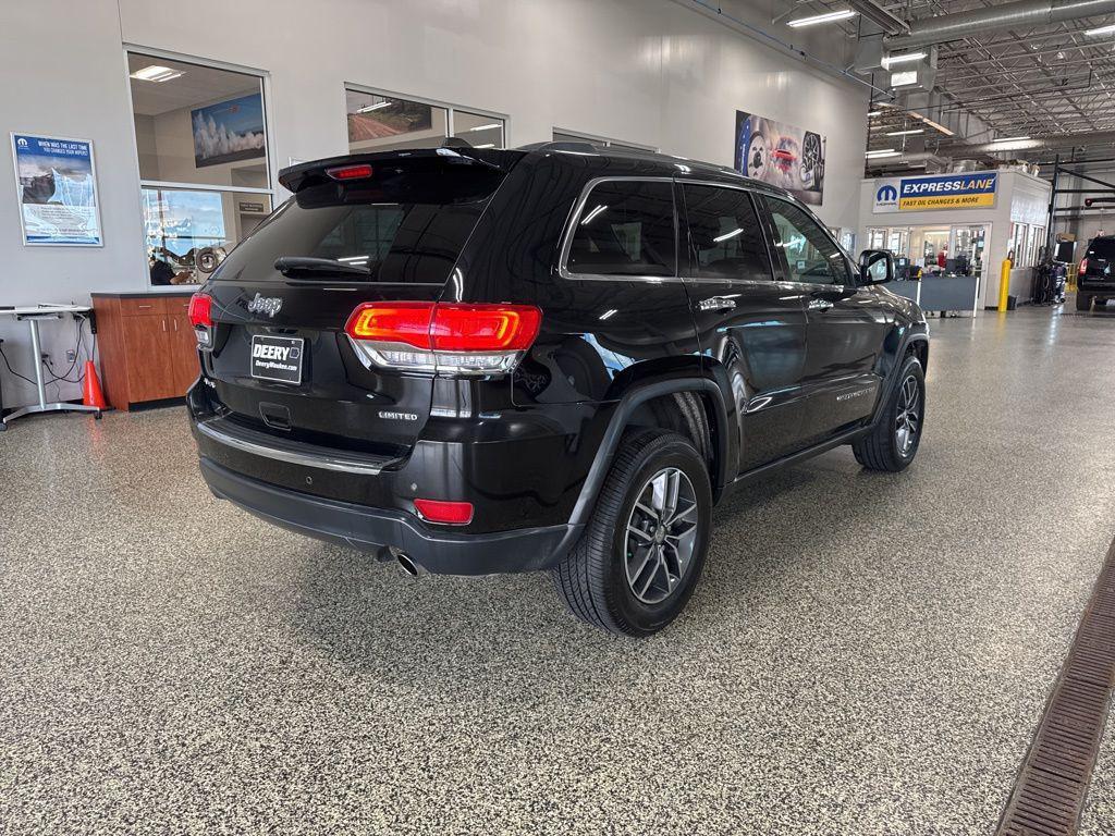 used 2018 Jeep Grand Cherokee car, priced at $15,539