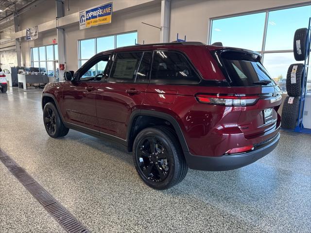 new 2025 Jeep Grand Cherokee car, priced at $40,412