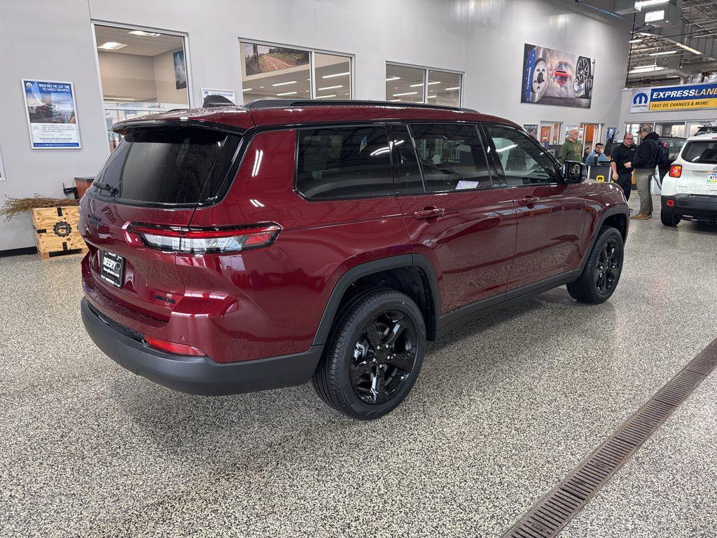 new 2025 Jeep Grand Cherokee L car, priced at $46,702