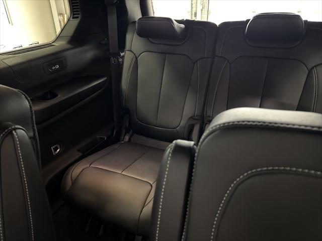 new 2025 Jeep Grand Cherokee L car, priced at $47,952