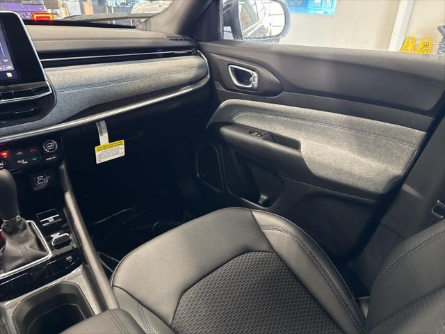new 2025 Jeep Compass car, priced at $31,041
