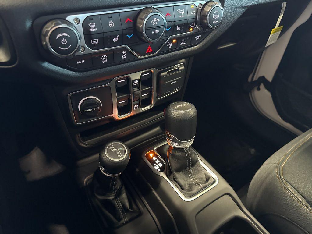 new 2025 Jeep Gladiator car, priced at $46,441