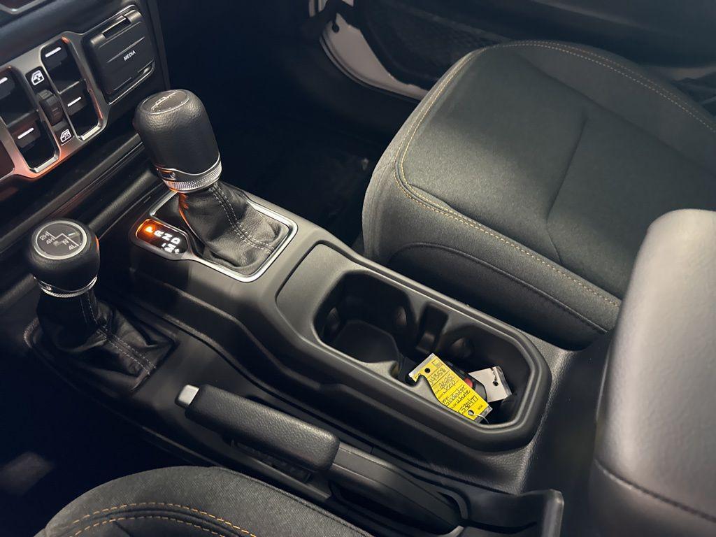 new 2025 Jeep Gladiator car, priced at $46,441