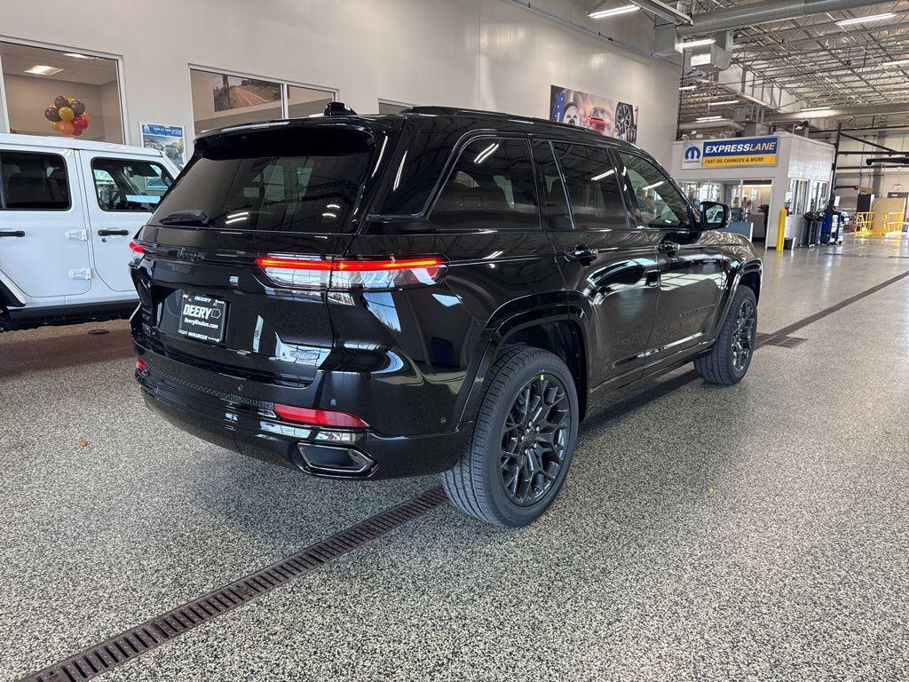 new 2025 Jeep Grand Cherokee car, priced at $54,271
