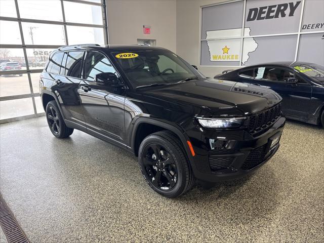 new 2025 Jeep Grand Cherokee car, priced at $40,361