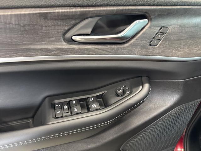 new 2025 Jeep Grand Cherokee L car, priced at $47,056