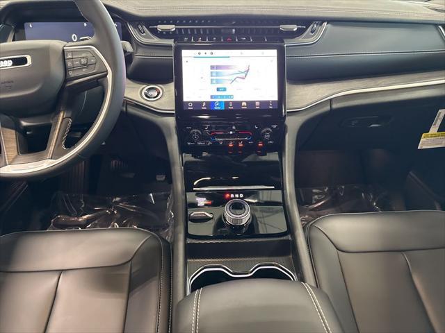 new 2025 Jeep Grand Cherokee L car, priced at $47,056