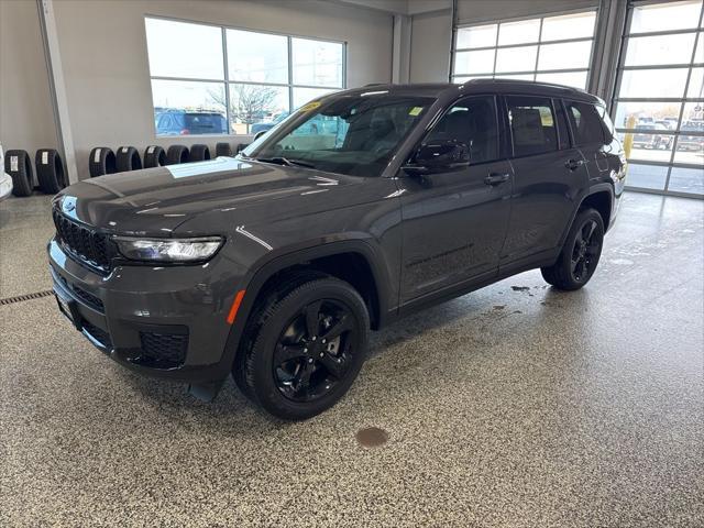 new 2025 Jeep Grand Cherokee L car, priced at $42,571