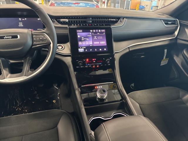 new 2025 Jeep Grand Cherokee L car, priced at $42,571