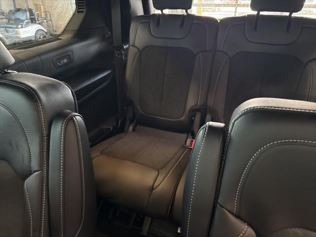new 2025 Jeep Grand Cherokee L car, priced at $42,571