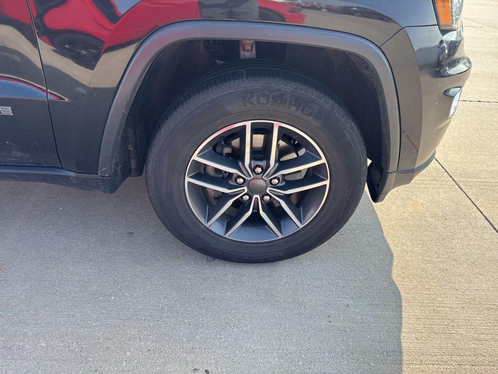 used 2019 Jeep Grand Cherokee car, priced at $16,520