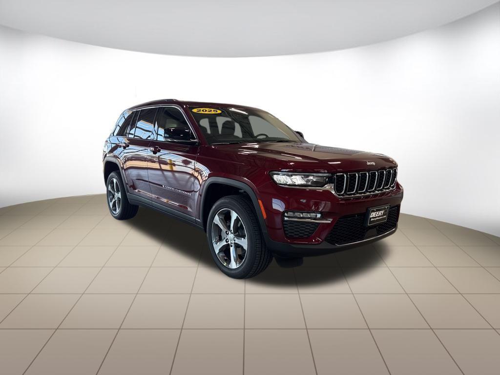 new 2025 Jeep Grand Cherokee car, priced at $44,616