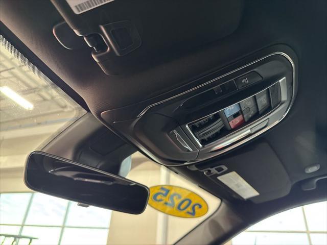 new 2025 Jeep Grand Cherokee car, priced at $40,611