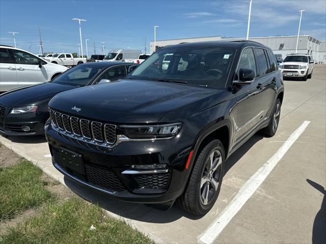 used 2023 Jeep Grand Cherokee car, priced at $41,444