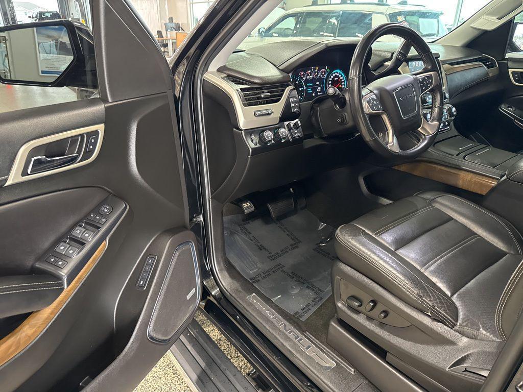 used 2018 GMC Yukon XL car, priced at $27,279