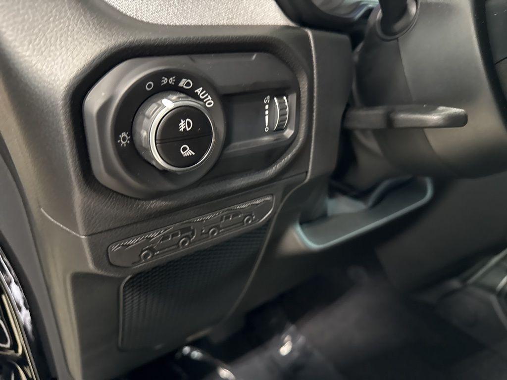 new 2025 Jeep Gladiator car, priced at $45,541