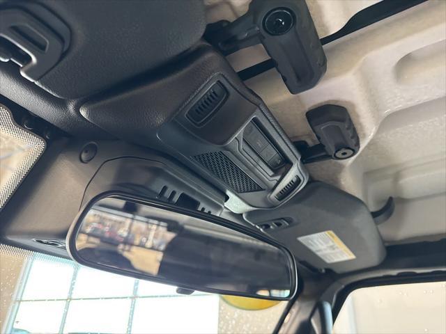 new 2025 Jeep Wrangler car, priced at $47,070