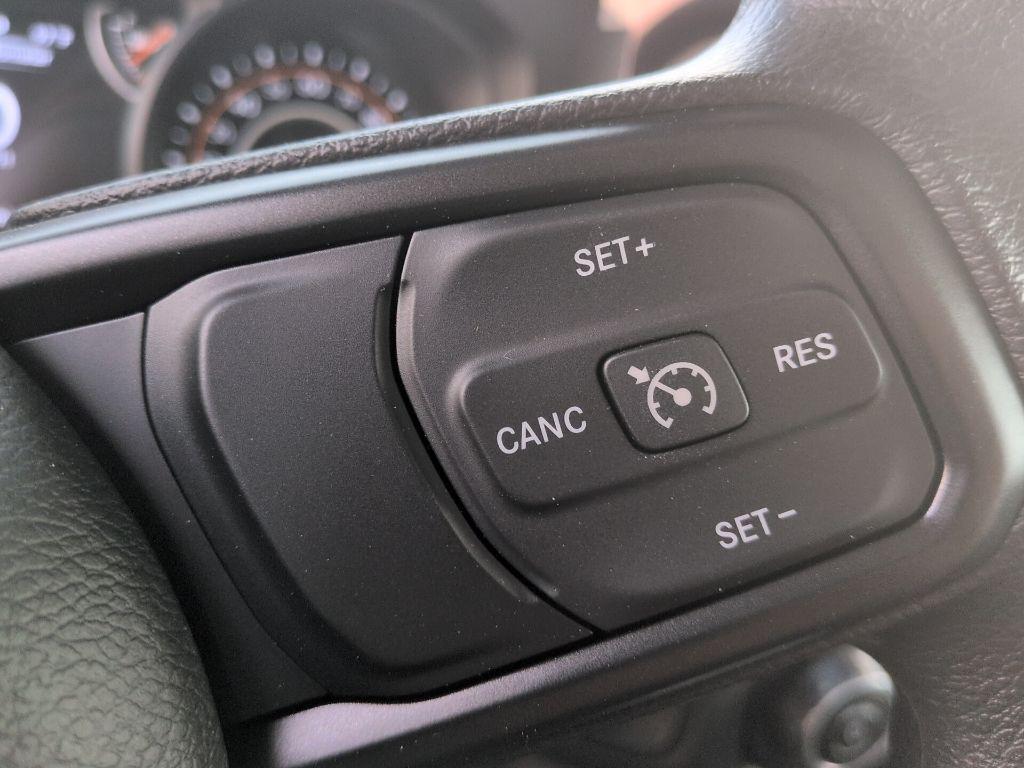 used 2024 Jeep Gladiator car, priced at $37,594