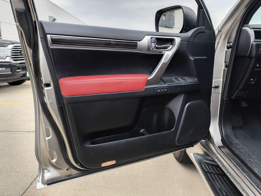 used 2023 Lexus GX 460 car, priced at $57,114