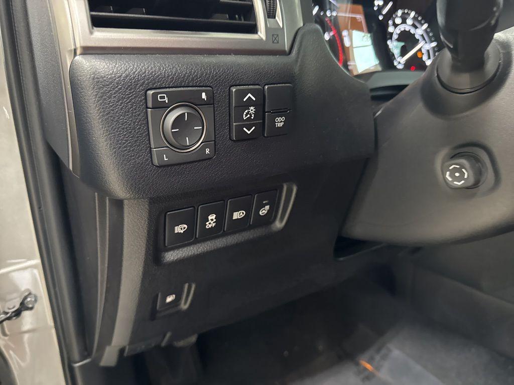 used 2023 Lexus GX 460 car, priced at $53,641