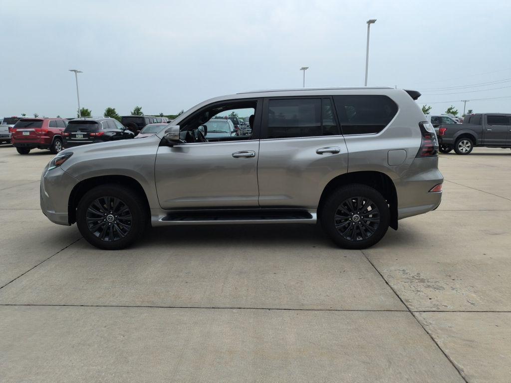 used 2023 Lexus GX 460 car, priced at $57,114