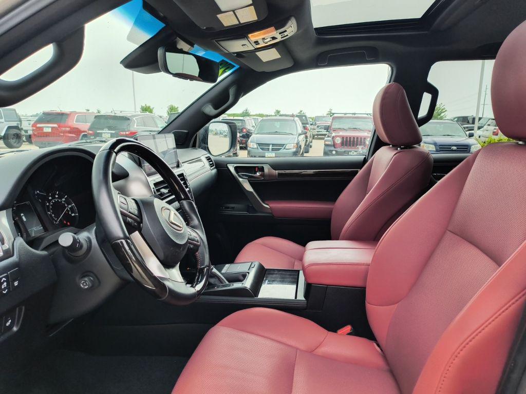 used 2023 Lexus GX 460 car, priced at $57,114