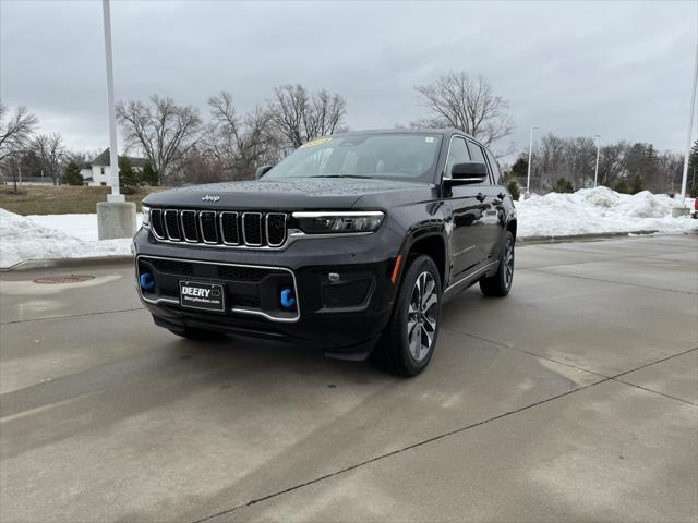 new 2024 Jeep Grand Cherokee car, priced at $69,900